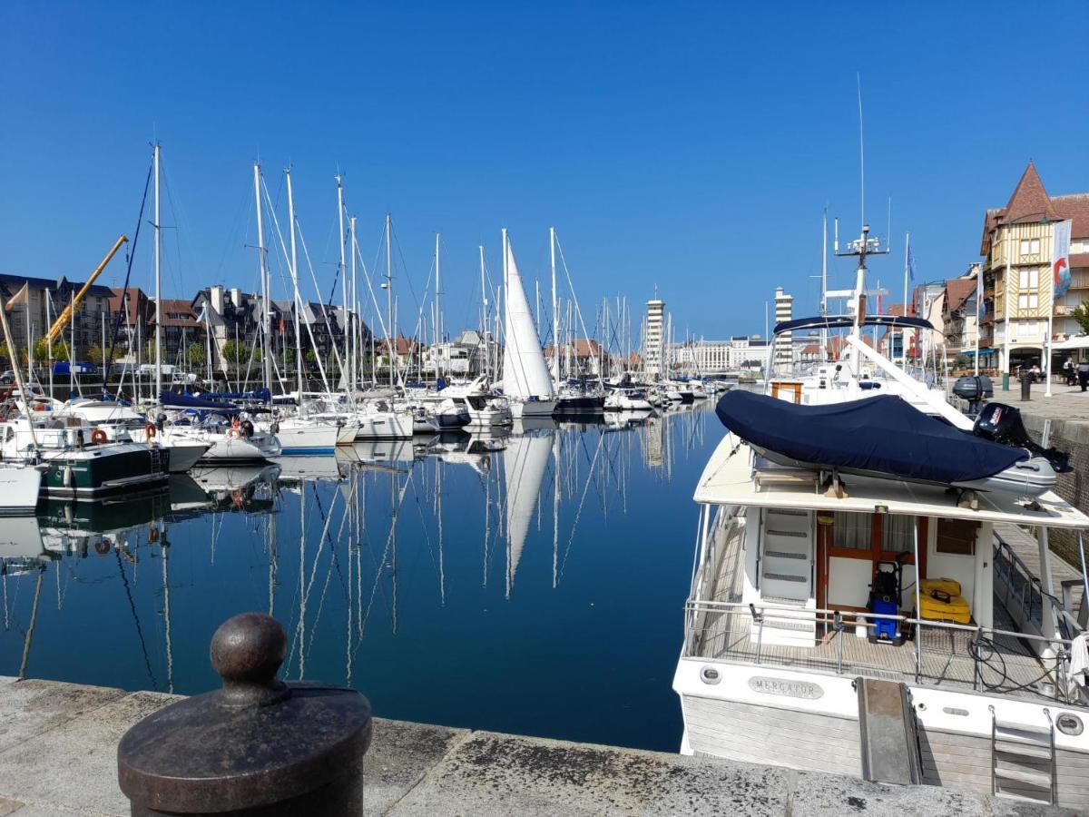 Studio Les Marinas-10 By Interhome Deauville Zewnętrze zdjęcie